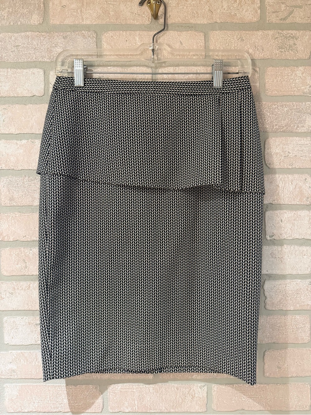 NWT The Limited Black & White Geometric Peplum Pencil Skirt